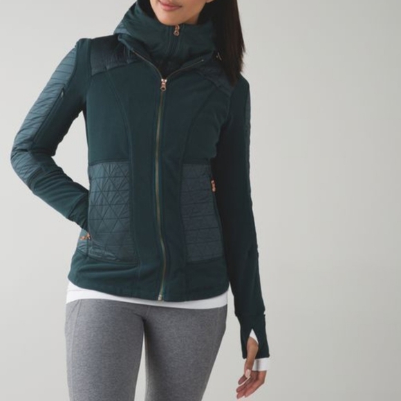 lululemon athletica Jackets & Blazers - Lululemon Fleecy Keen Jacket II in a dark green color. Size 2